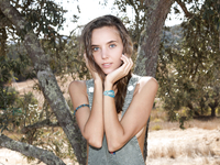 Katya Clover 3 (Outdoor)