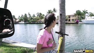 Spring Break Sex on the Bus with Alexis Tae