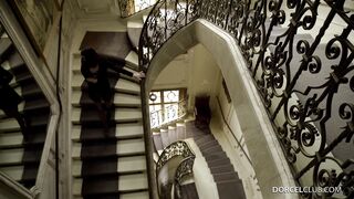 Lovenia Lux got two lovers