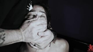 Diary of a Madman, Episode 1: "The Hunt"