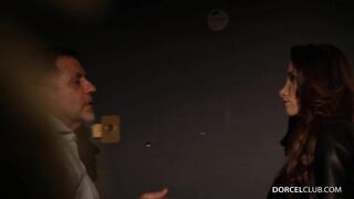 First gang bang for Cléa Gaultier