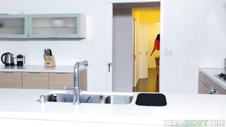 Stepsister Snatch Scheming