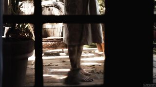 Dark Is The Nigh Sc1