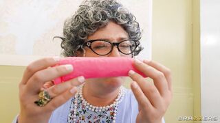 The Slutty Commuter's Clumsy Joyride