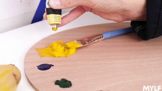 Artistic Mylf Seduces Her Nude Male Model