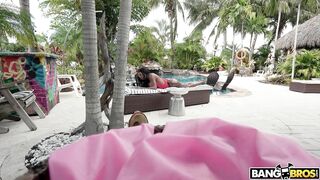 Stepmom'S Banging Body