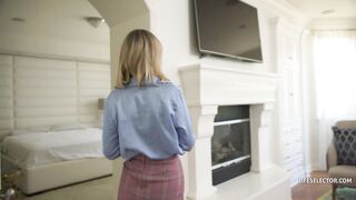 How I Met My Girlfriend Lilly Bell